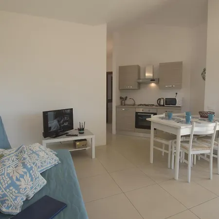 Holiday home Chia, Scorci Di Mare *
