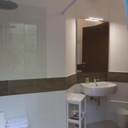 Chia, Scorci Di Mare Tatil Evi *