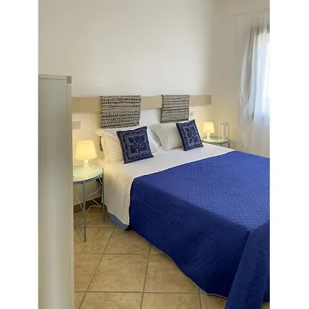 Holiday home Chia, Scorci Di Mare *