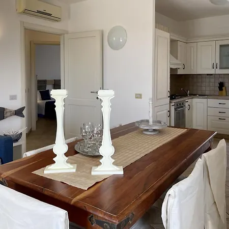 Holiday home Chia, Scorci Di Mare *
